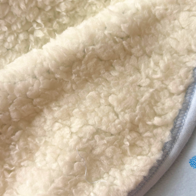 MANTA DE INVIERNO BEBÉ «BABY RABBIT SKYBLUE» - Imagen 3